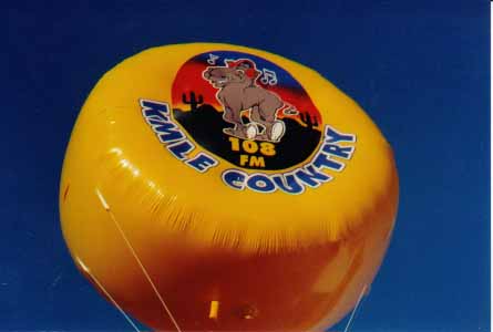 8' helium disk with complex artwork - KMLE